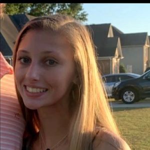 Meet your Posher, Maggie